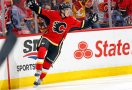 140x90-johnny_gaudreau_calgary_042615.jpg