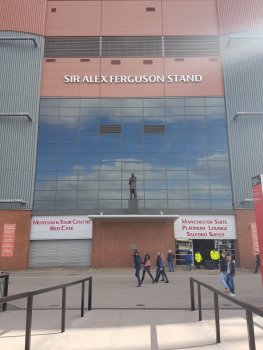 450x350-old-trafford.jpg